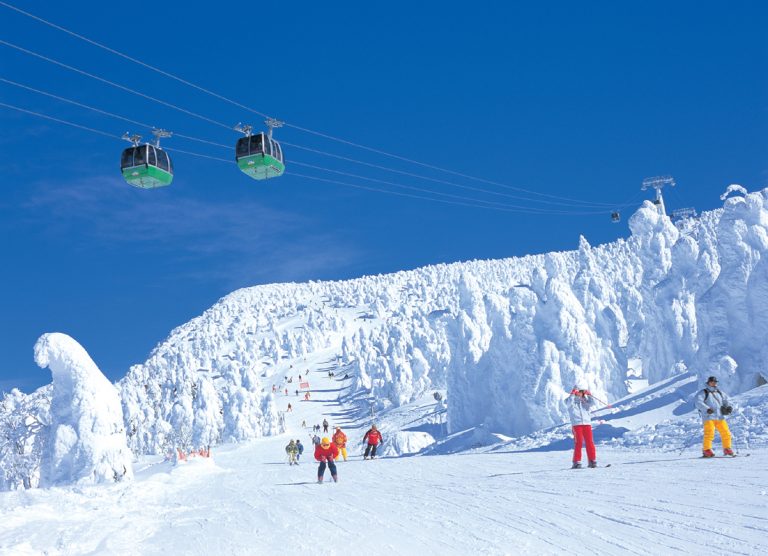 【日本東北山形】藏王溫泉滑雪場，在樹冰裡暢快滑滑樂